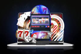 Live dealer table di datukwin menampilkan permainan blackjack dan baccarat real-time